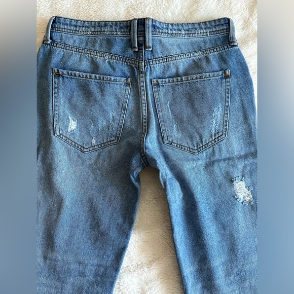 River Island distressed mom’s fit jeans with white pearls UK size 8R - Picture 6 of 11